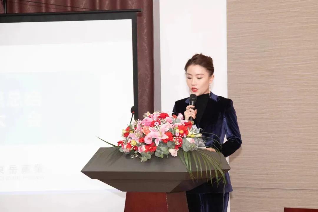 蔡暢