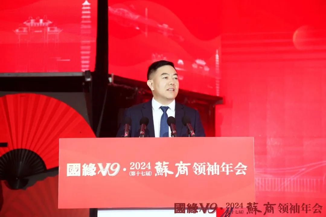 梁泳